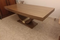 art deco targyaloasztal etkezoasztal ebedloasztal iroasztal alpi dio fa