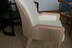 Art deco karosszék, hazai dió, lakkozás előtt
