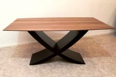 Reverz átfordítható lábú design asztal