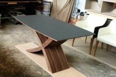 zeg étkezőasztal design  ebédlőasztal nyitható asztal ebédlőasztal fenix karcálló fa asztal