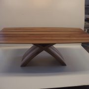 X lábú asztal: Természetes hazai dió egyedi nyitható étkezőasztalok webáruház