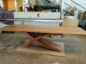 ZEG asztal, hazai dió, 300 + 60 cm bővíthető