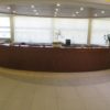 Recepciós pult egyedi nagyméretű recepciós asztal