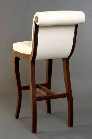 egyedi székek, karosszék étkezőszék támlásszék bárszék székcsalád asztalok